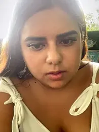 RileyFlame webcam model stream image