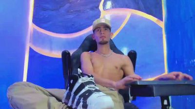 Kroddy_Sw_ webcam model stream image