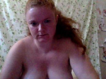 Rae-Jeannie webcam bongacams model stream image