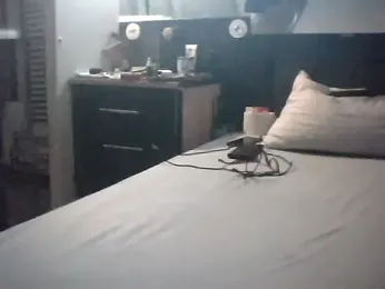 slutviki webcam model stream image