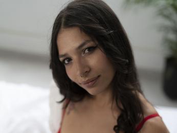 AliceFloyd webcam model stream image