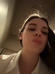 KristiRich webcam stripchat model stream image