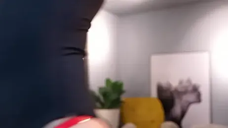 Luxa_Velvet webcam model stream image