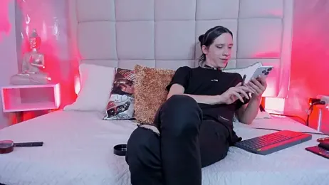 Hecatee_77 webcam model stream image