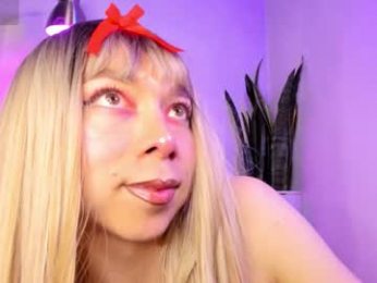 victoria_qq webcam model stream image