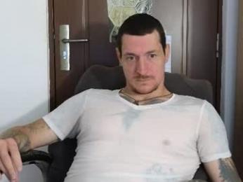 tattooedhunk_ webcam model stream image