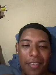 Nuneszs17 webcam model stream image