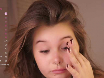 YesImAnna webcam model stream image