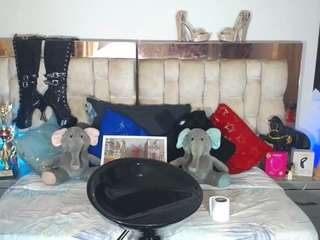 leilalopez webcam model stream image