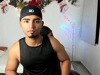 Liian Brown webcam model stream image