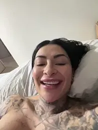 Iam_Annii webcam model stream image