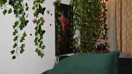 NaughtYHomemadE webcam model stream image