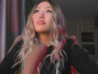 yvetteop webcam model stream image