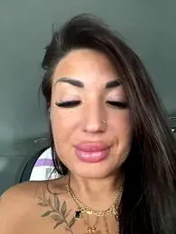 RuslanaXX webcam model stream image