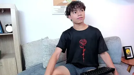 Honeymoon_sariel webcam model stream image