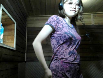 web3queen webcam model stream image