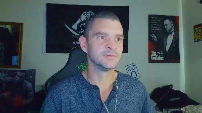 Rustynuts23 webcam model stream image