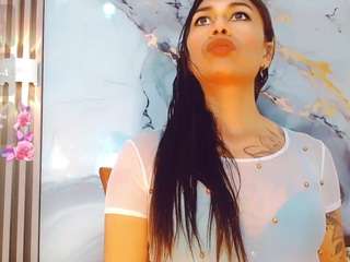 khiara-moretti webcam model stream image