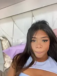 Robinzitah webcam model stream image