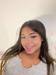 Robinzitah webcam stripchat model stream image