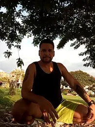 LucasGaeel webcam model stream image