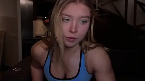 VanillaLivitski webcam model stream image