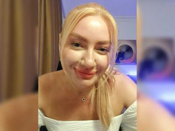 AlenaFeya webcam model stream image