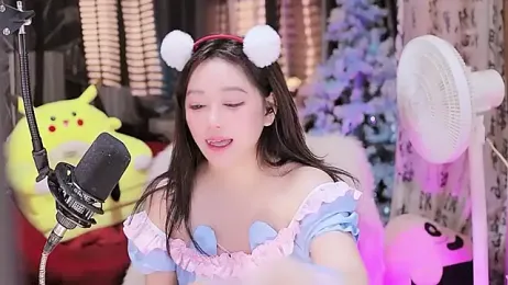 Missy_Nana21 webcam model stream image