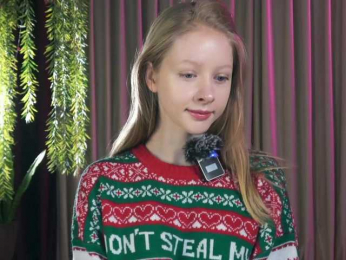 MiaVebes webcam model stream image