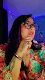 julibella_swee4 webcam model stream image