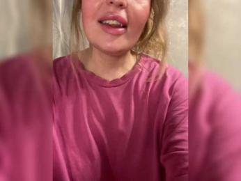Mila_sisi webcam model stream image