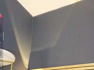 agathaa-monfort webcam model stream image