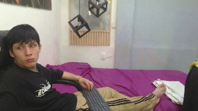 Iantwink18 webcam cam4 model stream image