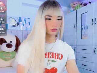 Monique Prince webcam model stream image