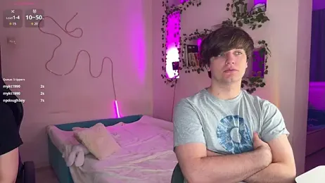 RobertAndLinela webcam model stream image