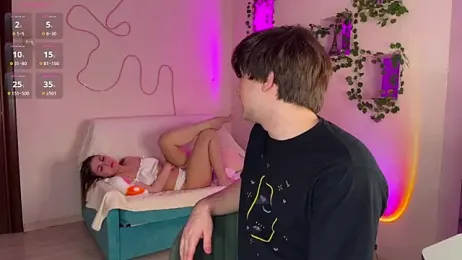 RobertAndLinela webcam model stream image