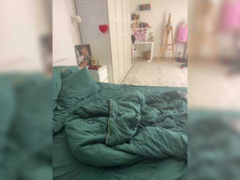 YuGoVi webcam model stream image