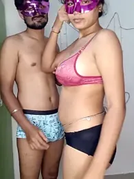 Full_MASTI5 webcam model stream image