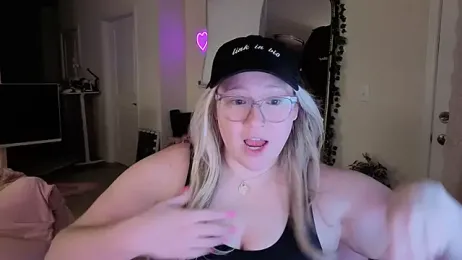 PiggyRose webcam model stream image