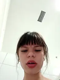 _Isabella-7 webcam model stream image