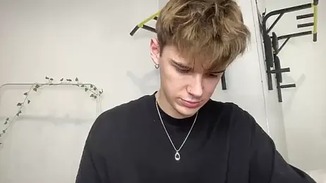 Milk_Guy webcam model stream image