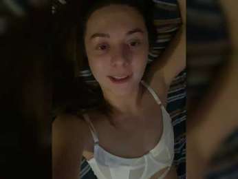 HelgaLeo webcam model stream image