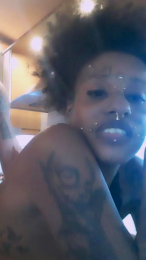 BlackWitchSG webcam model stream image