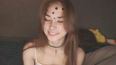KiraAlvarran webcam model stream image