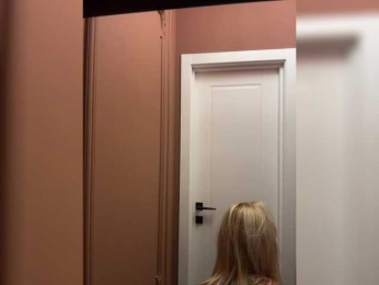 Tvoyasamka77 webcam model stream image