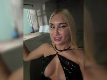 Tvoyasamka77 webcam model stream image