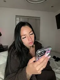 BELLABLACKXUK webcam model stream image