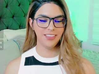 sweettcamila699 webcam model stream image