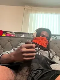 kiddzz webcam model stream image