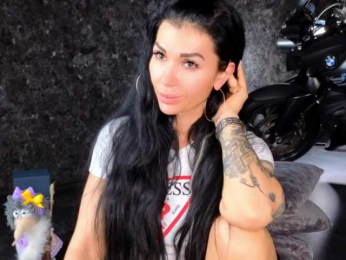 -BABAYAGA- webcam bongacams model stream image